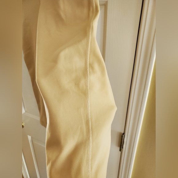 Lululemon Align HR Crop 17" Prosecco PSCO Beige Leggings Pant Women's Size 10 - Picture 5 of 8